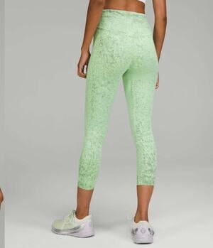 Lululemon Base Pace High-Rise Running Tight 25"
City Grit Green Multi